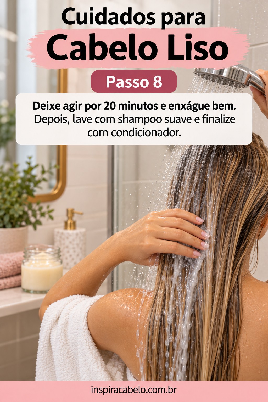 Cuidados para cabelo liso durante enxágue após tempo de pausa do creme
